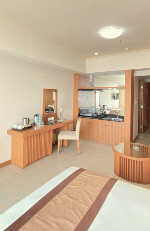 Deluxe Room with Kitchen